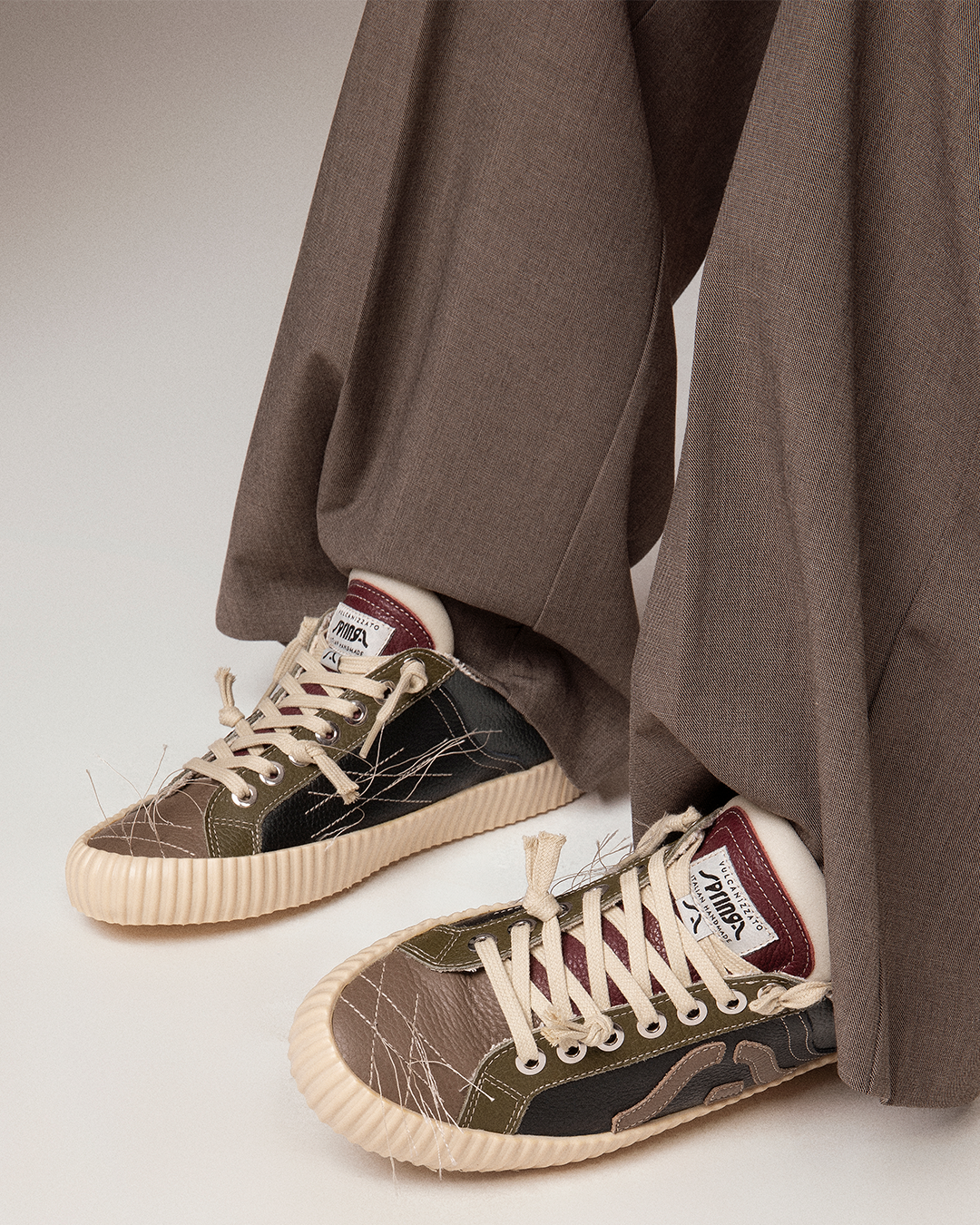 Wavy Leather Multicolor Embroidery
