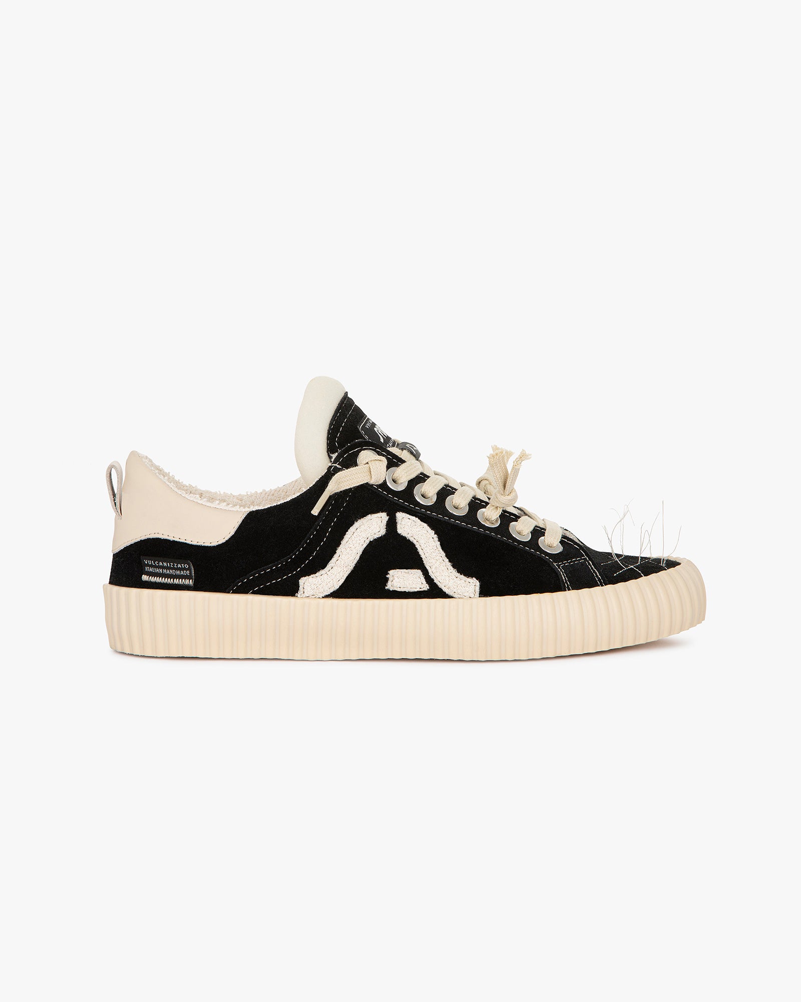 Wavy Suede Black Embroidery