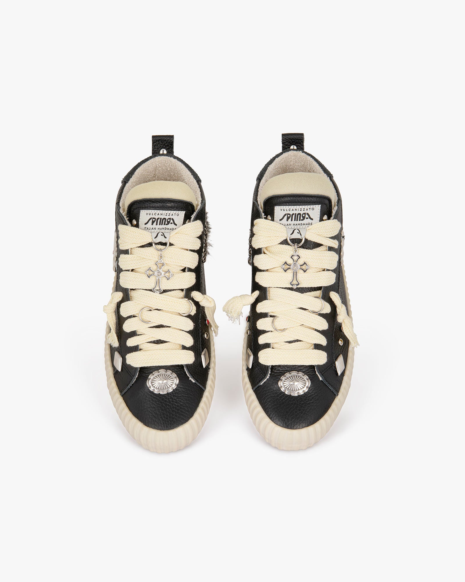 Wavy Leather Black Stallion