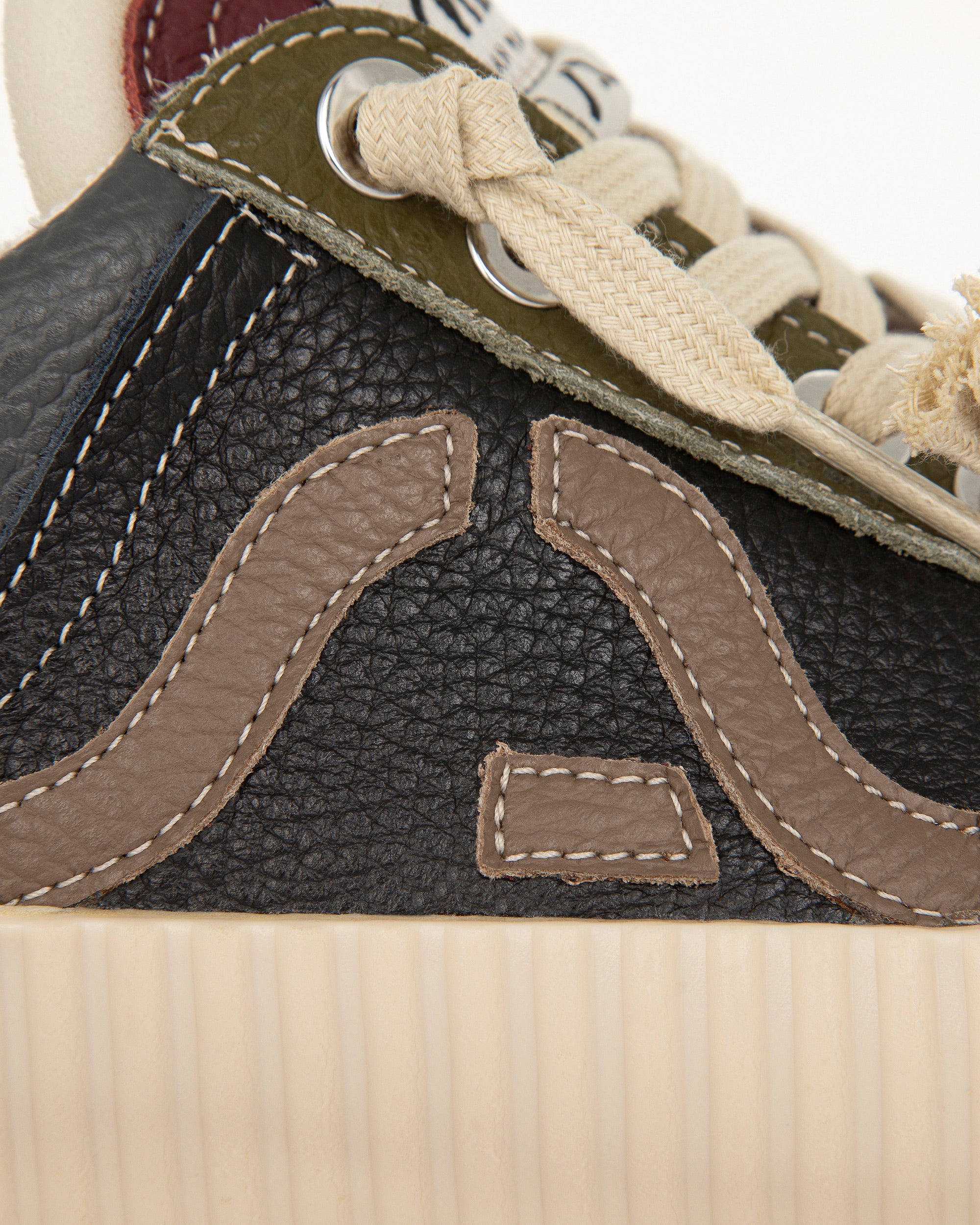 Wavy Leather Multicolor Embroidery