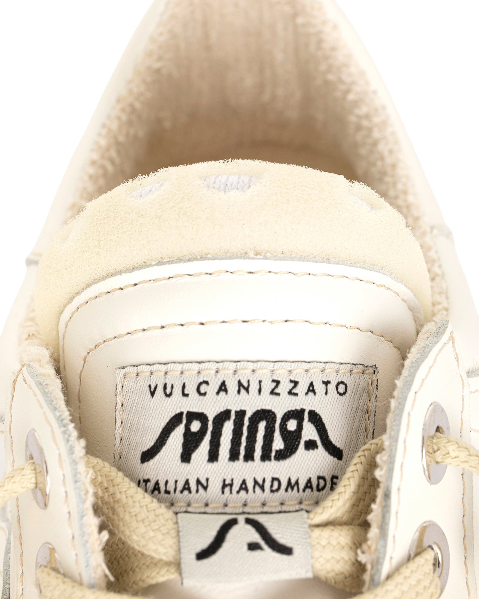 Wavy Shell Leather White