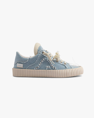 Wavy Olona Light Blue Embroidery Studs