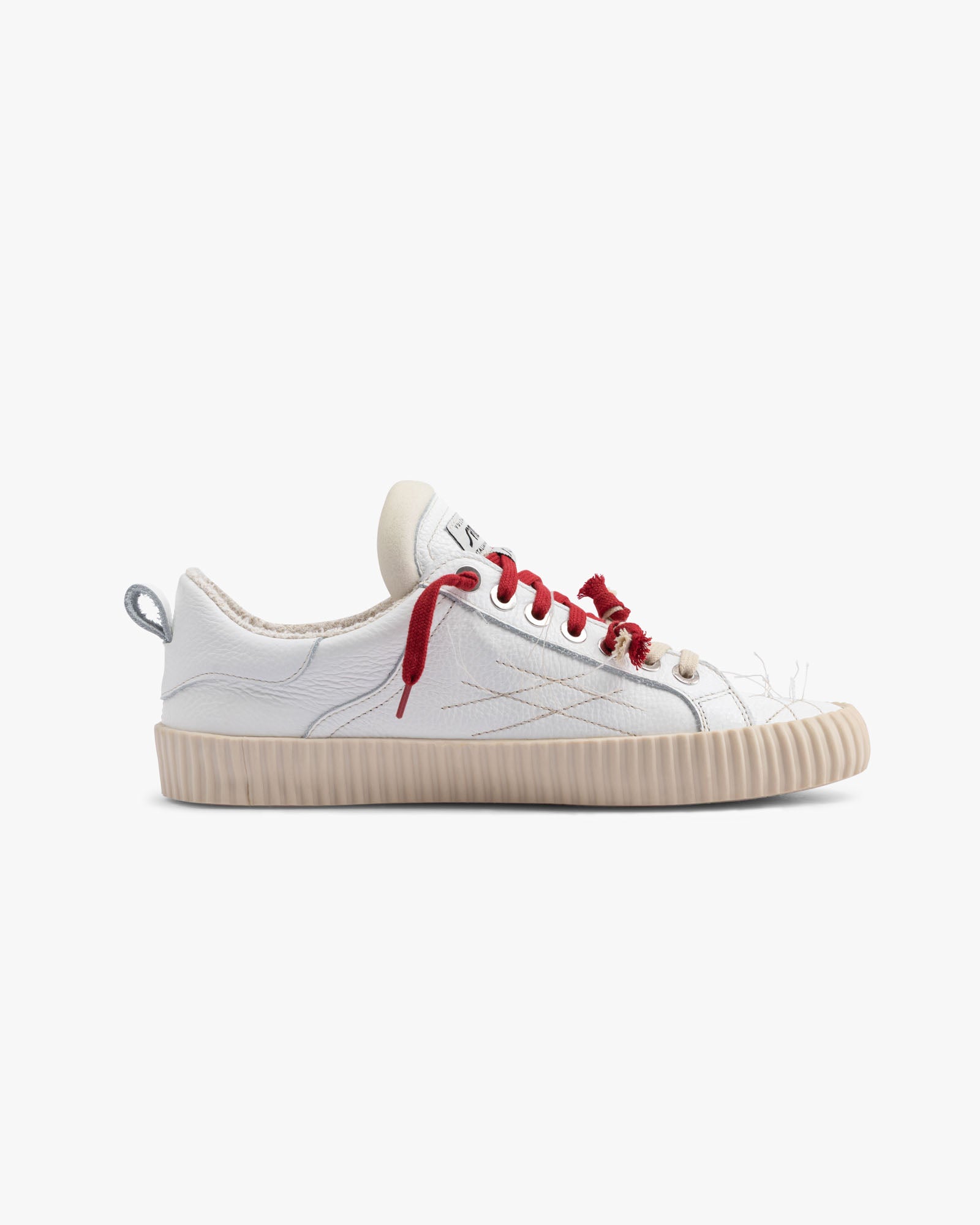 Wavy Leather White Embroidery 2R