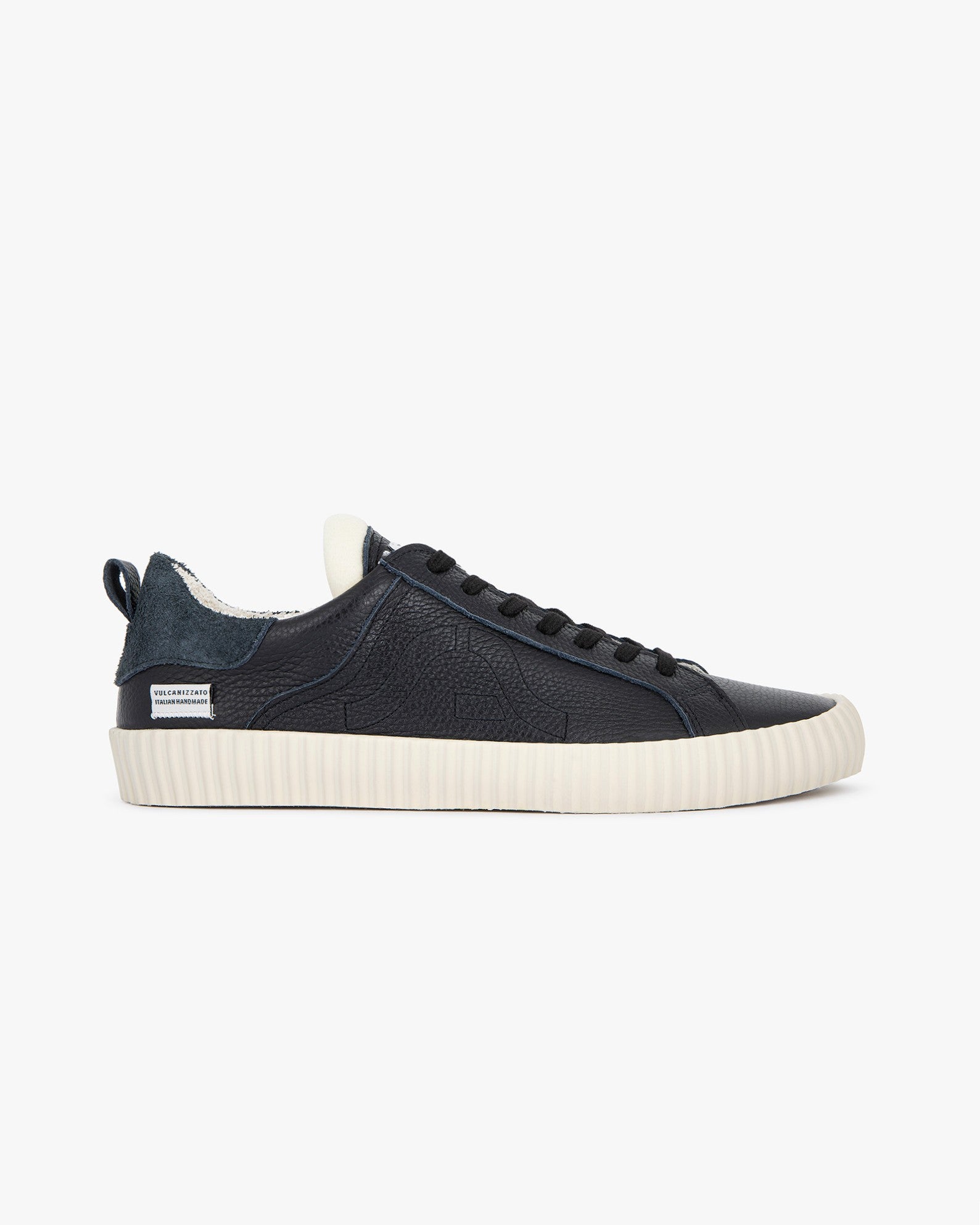 Wavy Leather Black